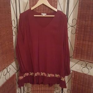 Floral embroidered tunic